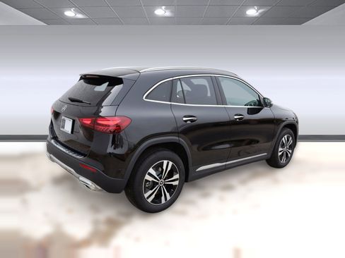 New 2025 Mercedes-Benz GLA 250 image 6