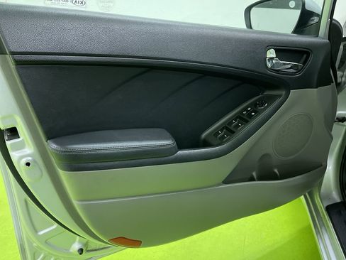 Used 2015 Kia Forte LX w/ Popular Package image 15