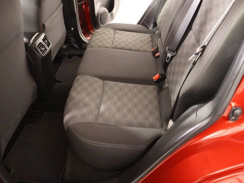 Used 2019 Nissan Rogue Sport SV image 11