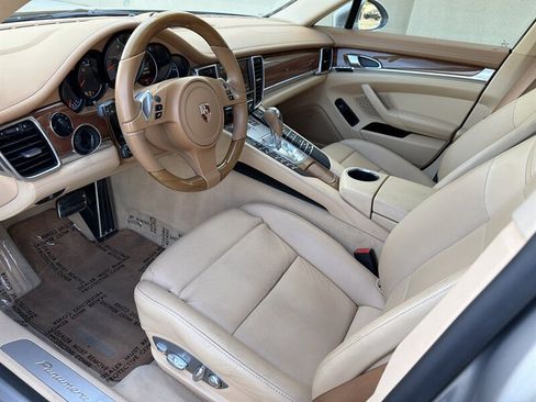 Used 2010 Porsche Panamera S RWD image 10