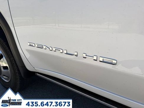 Used 2025 GMC Sierra 3500 Denali Ultimate AWD/4WD image 12