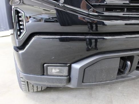 Used 2024 GMC Sierra 1500 Elevation AWD/4WD image 6