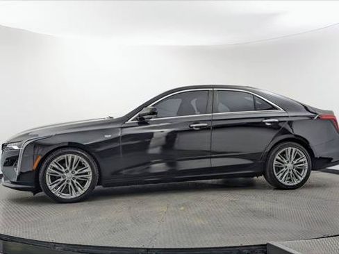 Used 2022 Cadillac CT4 Premium Luxury RWD image 3