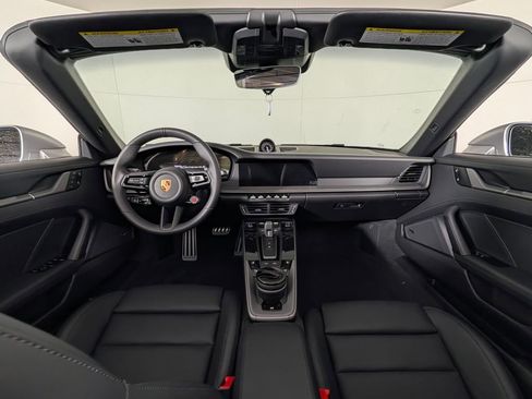 New 2026 Porsche 911 Carrera 4S image 19