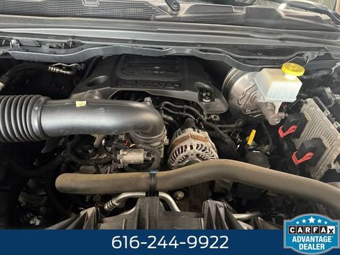 Used 2019 RAM 1500 Laramie AWD/4WD image 6