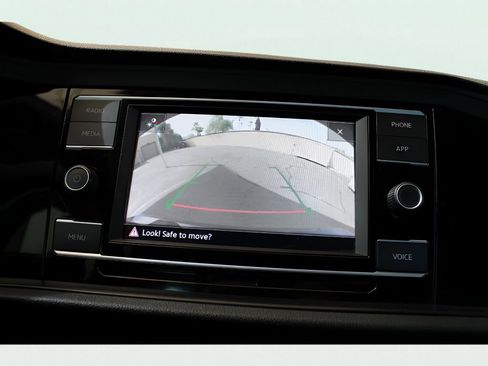 Used 2020 Volkswagen Jetta S w/ Driver Assistance Package image 20