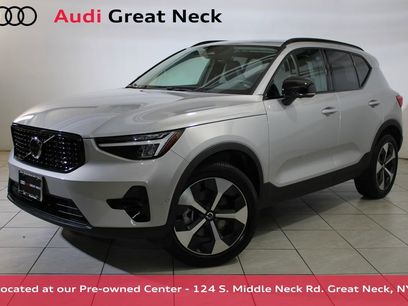 Used 2024 Volvo XC40 B5 Plus