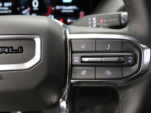 Used 2025 GMC Yukon Denali image 26