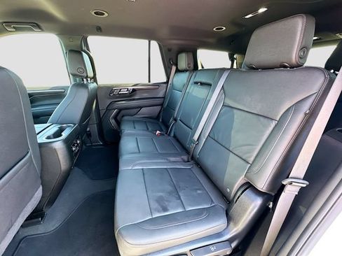 Used 2025 Chevrolet Tahoe LT AWD/4WD image 23