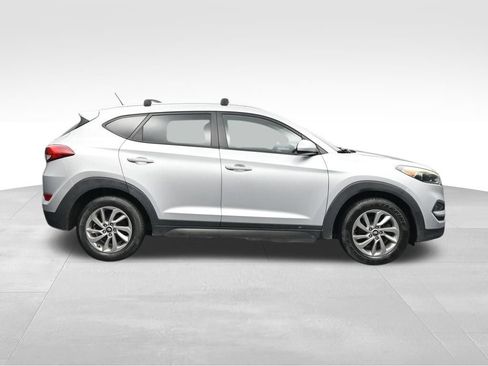 Used 2016 Hyundai Tucson SE w/ Option Group 02 AWD/4WD image 6