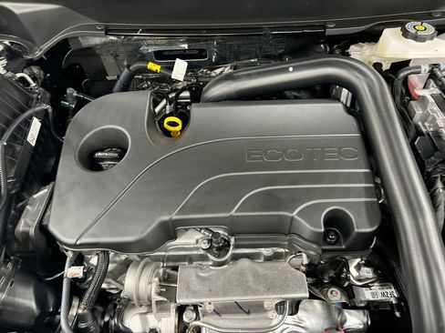 Used 2024 Chevrolet Equinox LS w/ Midnight Edition image 24