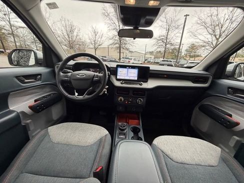 Certified 2022 Ford Maverick XLT w/ XLT Luxury Package image 9