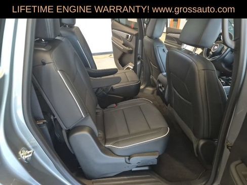Used 2026 Buick Enclave Preferred AWD/4WD image 38