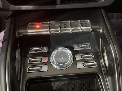 New 2024 Lincoln Nautilus Reserve w/ Equipment Group 202A image 23