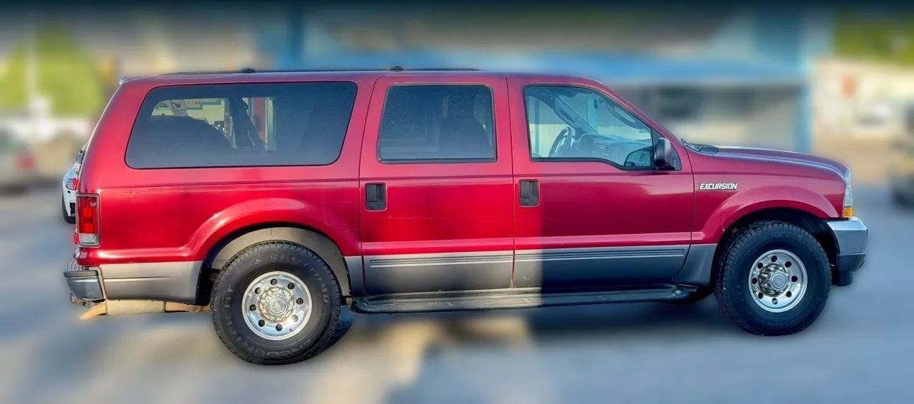 Used 2003 Ford Excursion XLT RWD image 11