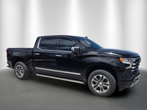 Used 2024 Chevrolet Silverado 1500 High Country w/ Max Trailering Package AWD/4WD image 2