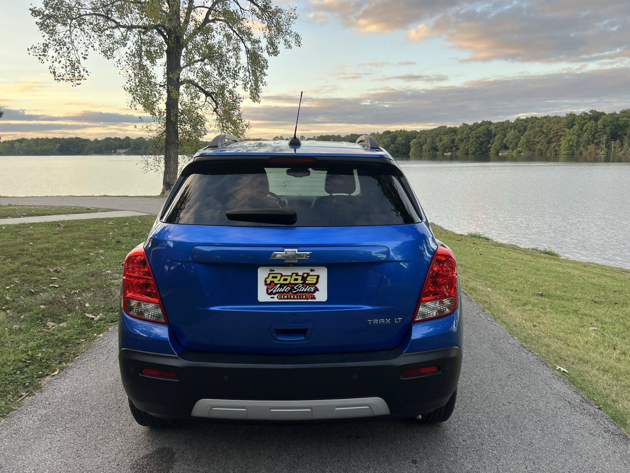 Used 2015 Chevrolet Trax LT w/ LT Sun and Sound Package FWD image 7