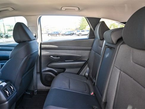New 2026 Hyundai Tucson Blue SE image 20