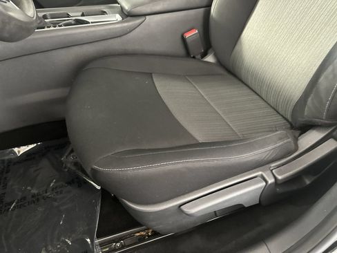 Certified 2024 Nissan Sentra SV FWD image 12