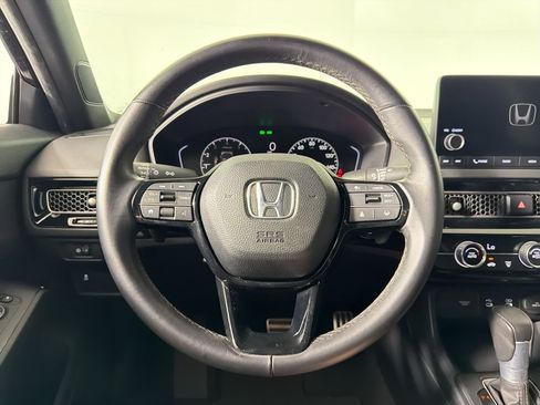 Used 2025 Honda Civic Sport image 16