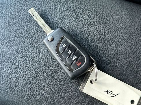 Used 2022 Toyota Camry SE FWD image 26