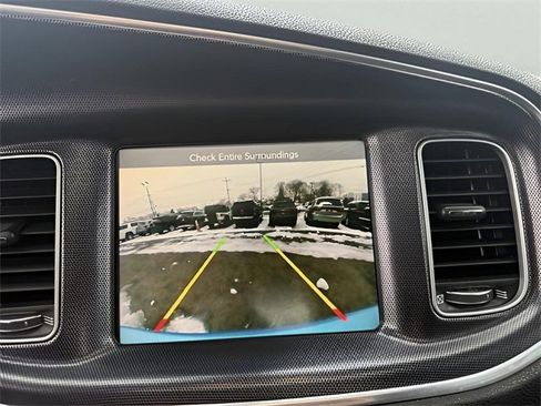 Used 2015 Dodge Charger R/T Scat Pack image 17