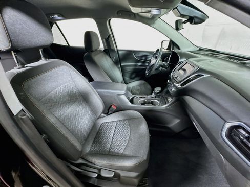 Used 2022 Chevrolet Equinox LT w/ Driver Convenience Package AWD/4WD image 27