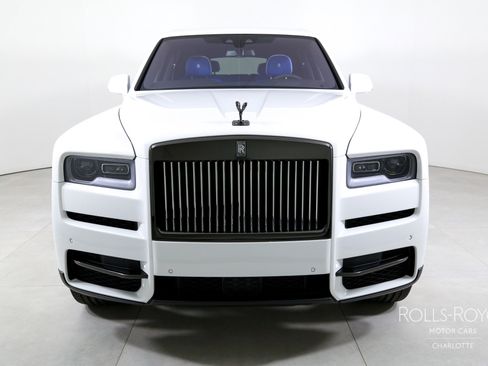 Used 2024 Rolls-Royce Cullinan Black Badge image 7
