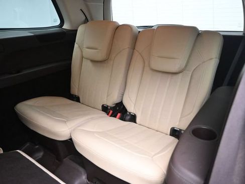 Used 2018 Mercedes-Benz GLS 450 4MATIC w/ Premium Package image 25