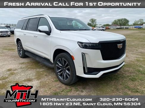 Used 2021 Cadillac Escalade ESV Sport w/ Heavy-Duty Trailer Package AWD/4WD image 2