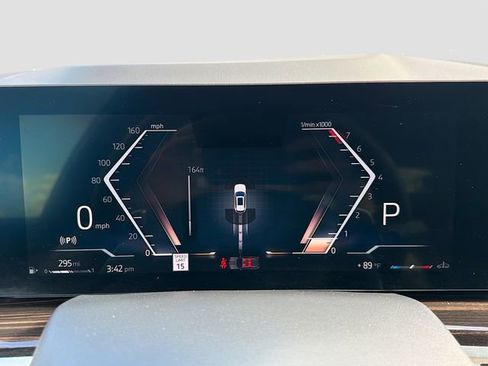 Used 2025 BMW X5 xDrive40i w/ Climate Comfort Package image 41