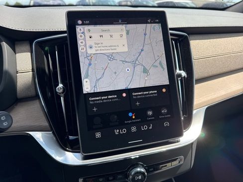 New 2026 Volvo XC90 B6 Plus w/ Protection Package Premier image 15