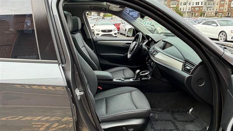 Used 2015 BMW X1 sDrive28i RWD image 14