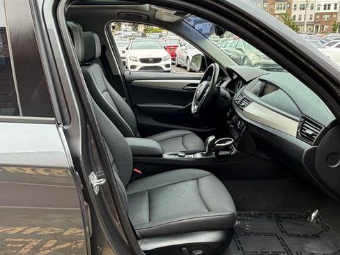 Used 2015 BMW X1 sDrive28i RWD image 14