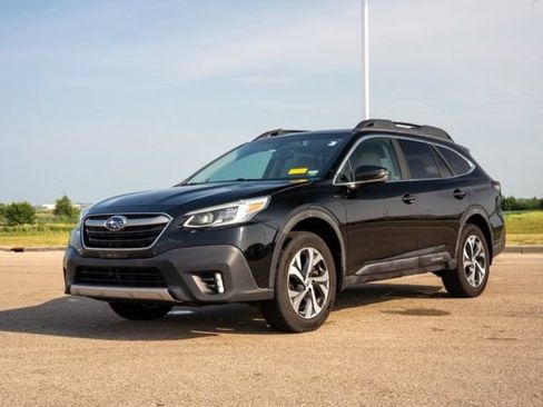 Used 2020 Subaru Outback Limited w/ Popular Package #2 AWD/4WD image 3