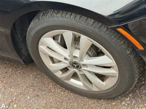 Used 2022 Mercedes-Benz E 350 Sedan image 6