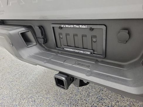 Used 2022 Ford Ranger XLT w/ Technology Package AWD/4WD image 9