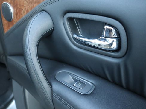 Used 2022 Nissan Armada SL image 56