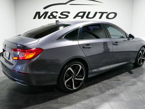 Used 2018 Honda Accord LX image 5