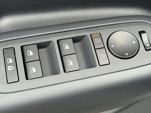 New 2026 Hyundai Santa Fe SE image 12