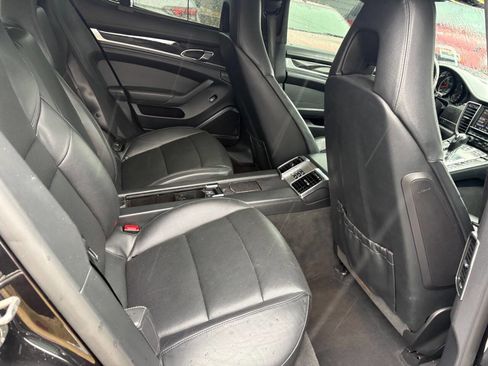 Used 2010 Porsche Panamera Turbo image 15