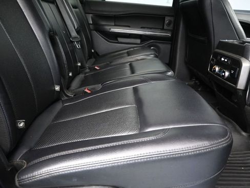 Used 2019 Ford Expedition XLT w/ Equipment Group 202A RWD image 22