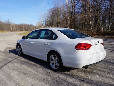 Used 2014 Volkswagen Passat 1.8T Wolfsburg Edition image 3