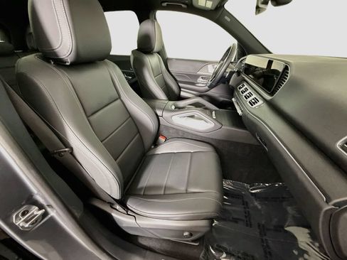 Used 2025 Mercedes-Benz GLE 450 4MATIC image 28