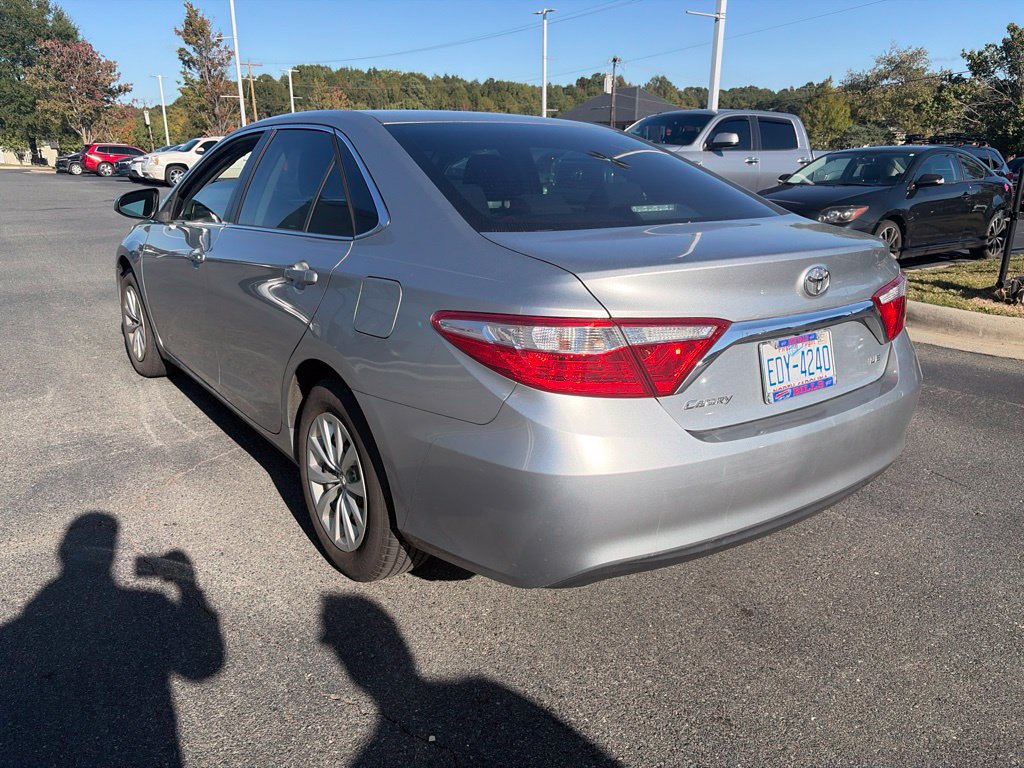 Used 2017 Toyota Camry LE FWD image 9