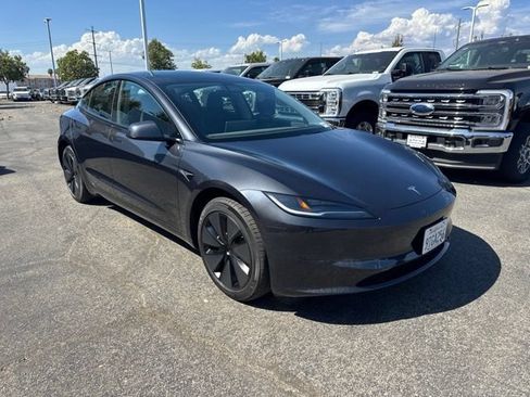 Used 2025 Tesla Model 3 RWD image 4