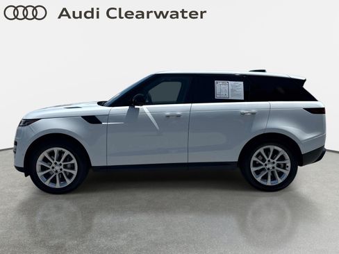 Used 2025 Land Rover Range Rover Sport SE AWD/4WD image 2