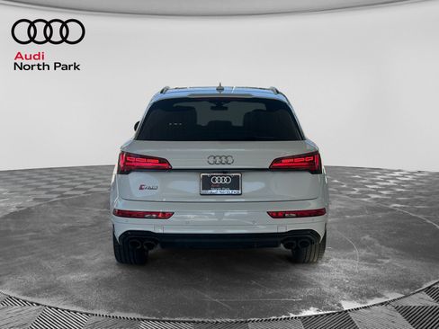 Used 2023 Audi SQ5 Prestige w/ Prestige Package AWD/4WD image 4