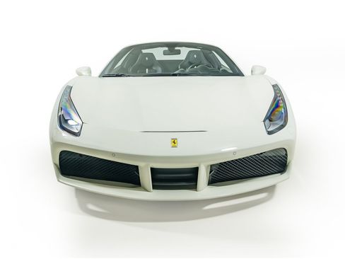 Used 2018 Ferrari 488 Spider RWD image 13