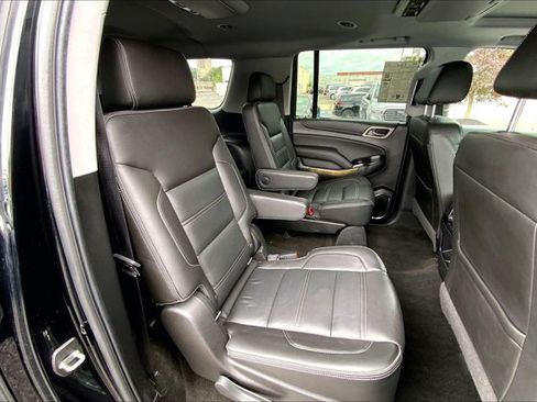 Used 2017 GMC Yukon XL Denali w/ Open Road Package AWD/4WD image 27